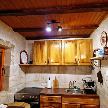 Brvnare Na Brdu Sljivovica (Zlatibor)