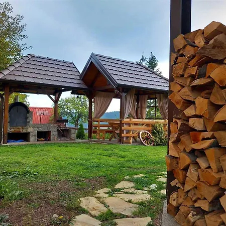 Brvnare Na Brdu * Sljivovica (Zlatibor)