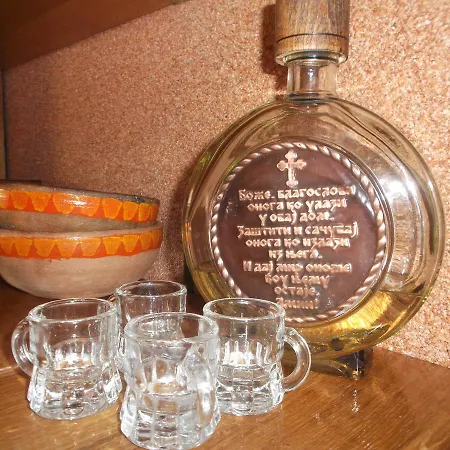 Brvnare Na Brdu Sljivovica (Zlatibor)