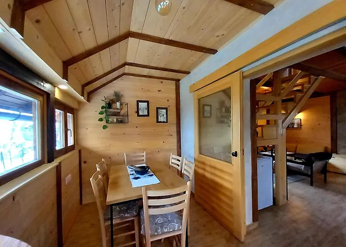 Brvnare Na Brdu Alojamento de Turismo Selvagem *